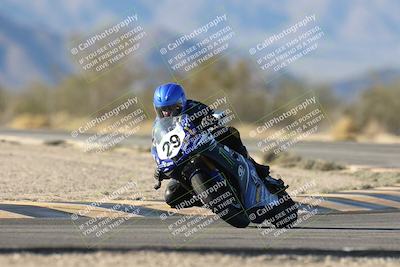 media/Dec-07-2025-CVMA (Sun) [[3e7d2de5dc]]/Race 12- Formula 40 MW and LW/